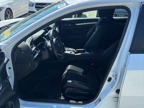 Used 2020 Honda Civic Sport image 4