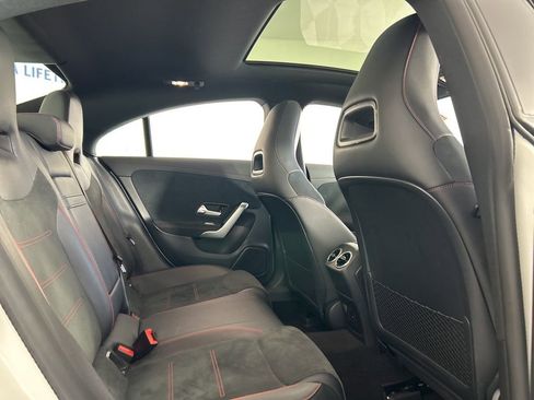 Used 2023 Mercedes-Benz CLA 250 4MATIC image 33