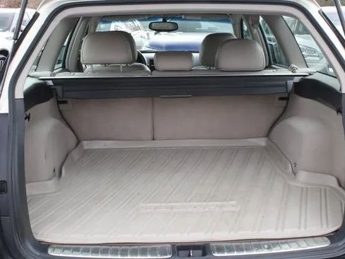 Used 2005 Subaru Outback 3.0R L.L. Bean image 18