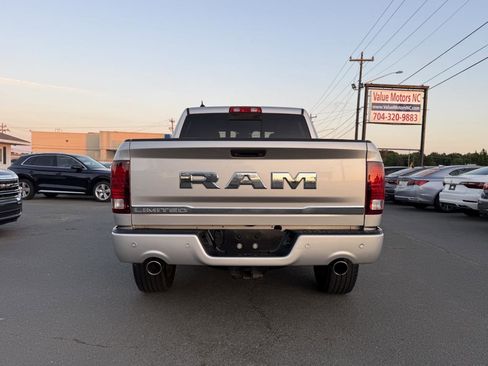 Used 2017 RAM 1500 Limited RWD image 5
