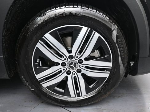 Used 2025 Mercedes-Benz EQB 250+ w/ Winter Package image 32