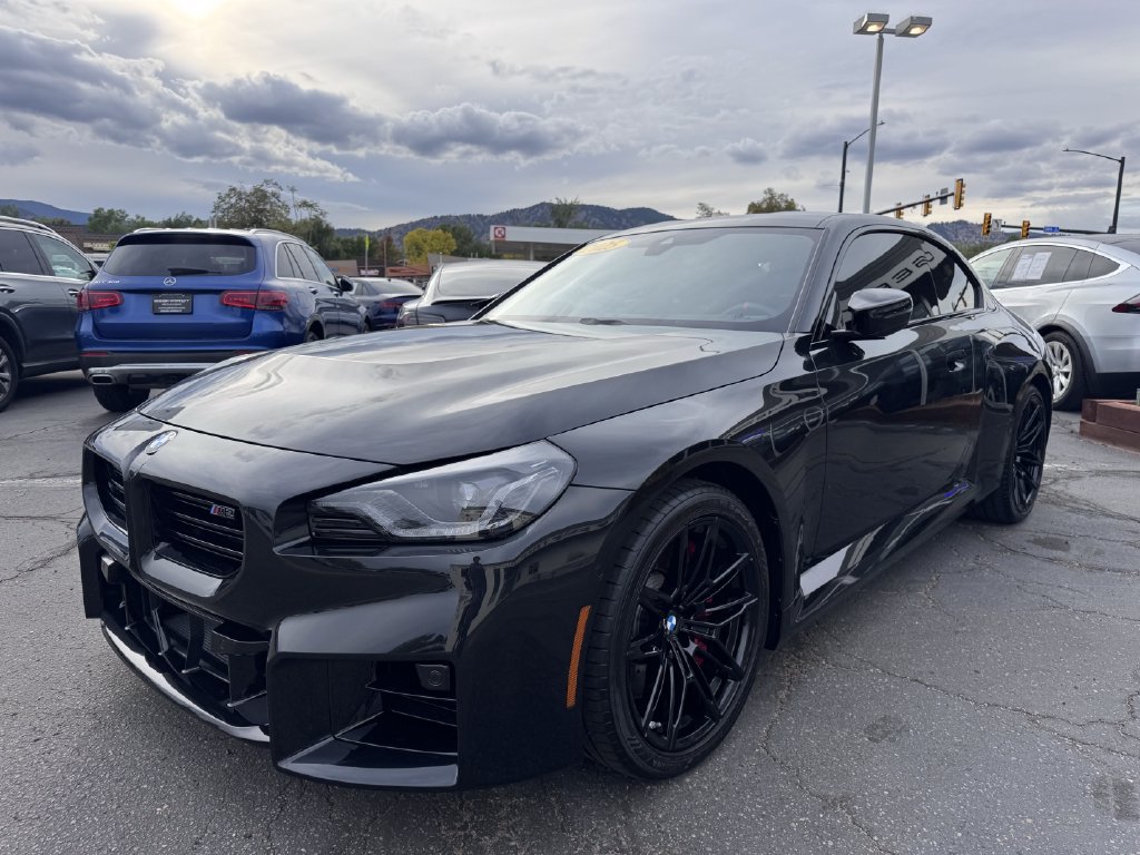 Used 2025 BMW M2 w/ Lighting Package RWD image 3