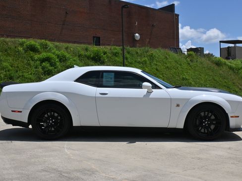 Used 2021 Dodge Challenger R/T Scat Pack image 10