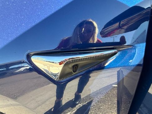 Used 2018 Tesla Model 3 AWD/4WD image 10