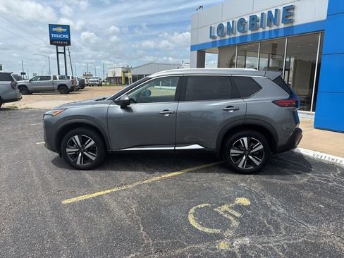 Used 2023 Nissan Rogue SL FWD image 4