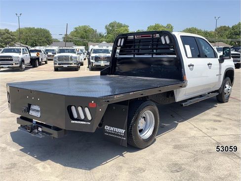 Used 2025 Chevrolet Silverado 3500 W/T w/ WT Convenience Package AWD/4WD image 2
