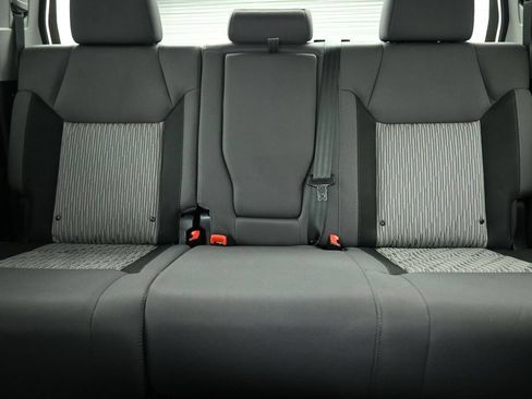 Used 2016 Toyota Tundra SR5 w/ TRD Off Road Package AWD/4WD image 27