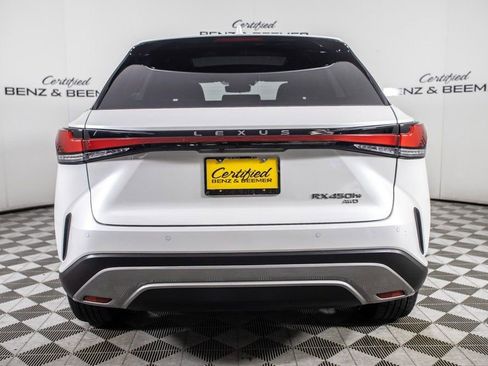 Used 2025 Lexus RX 450h AWD w/ Luxury Package image 8