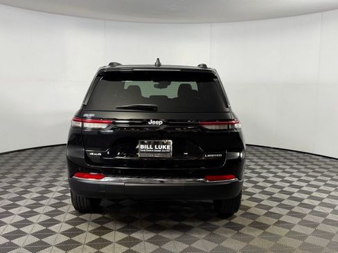 Used 2024 Jeep Grand Cherokee Limited image 7