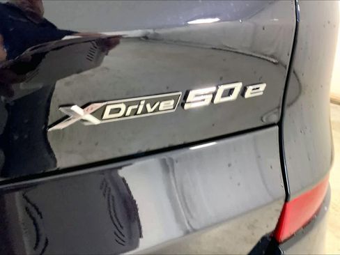 New 2026 BMW X5 xDrive50e image 15