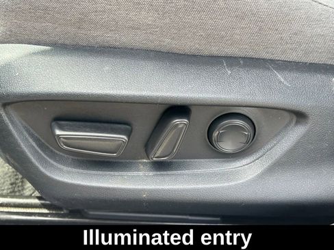 Used 2025 Toyota Camry LE w/ Convenience Package FWD image 19