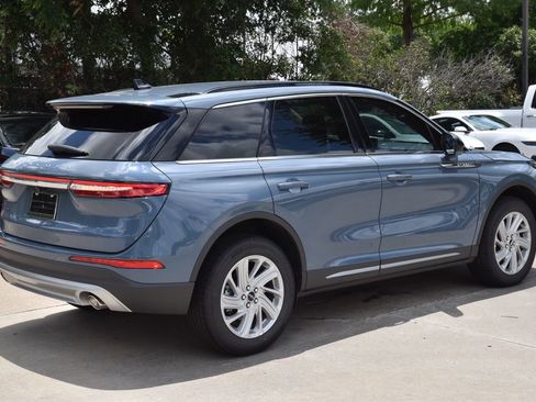 New 2026 Lincoln Corsair Premiere FWD image 6