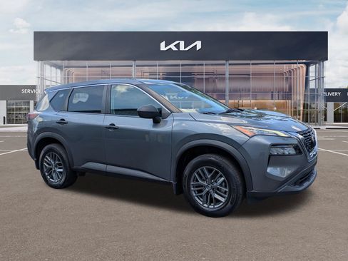 Used 2021 Nissan Rogue S FWD image 1