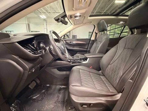 Used 2023 Buick Envision Avenir AWD/4WD image 23