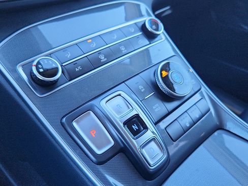 Used 2022 Hyundai Santa Fe SEL image 21