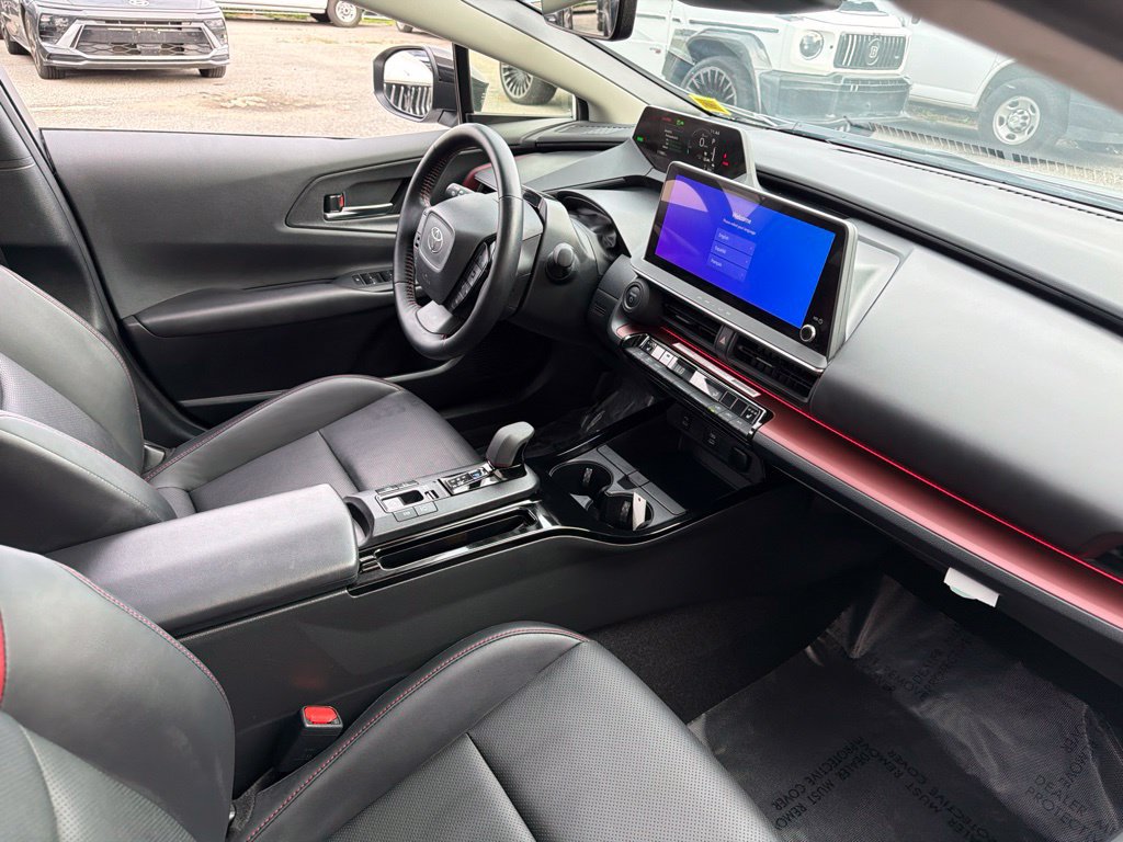 Used 2023 Toyota Prius Prime FWD image 19