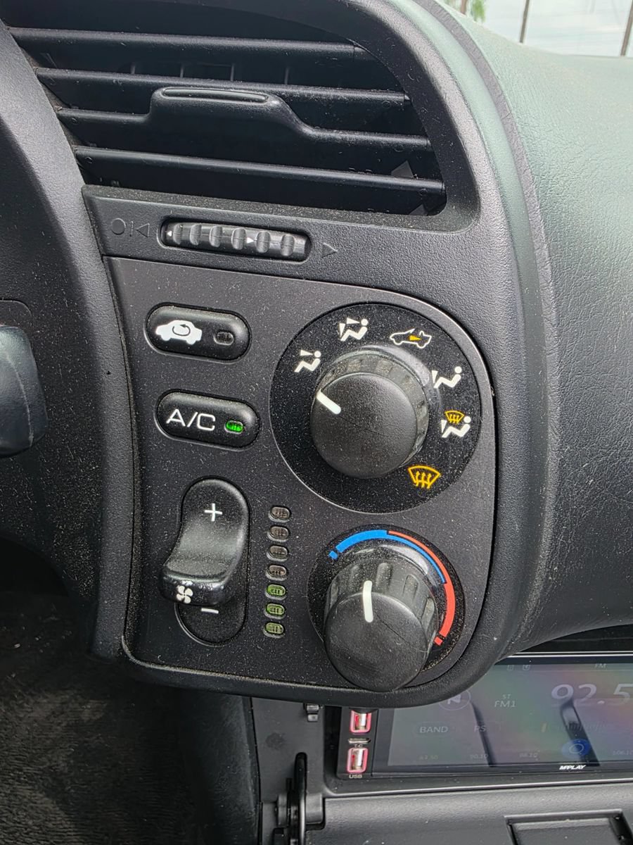 Used 2001 Honda S2000 image 13
