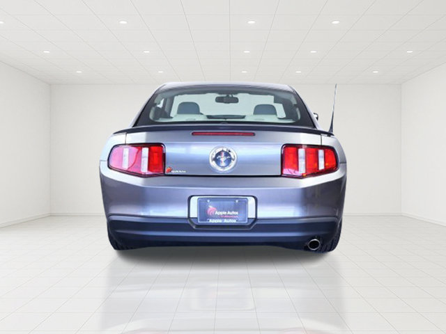 Used 2010 Ford Mustang Coupe RWD image 6