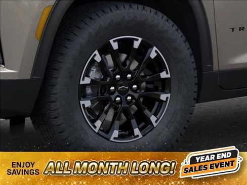 New 2026 Chevrolet Traverse Z71 w/ Driver Confidence Package image 9