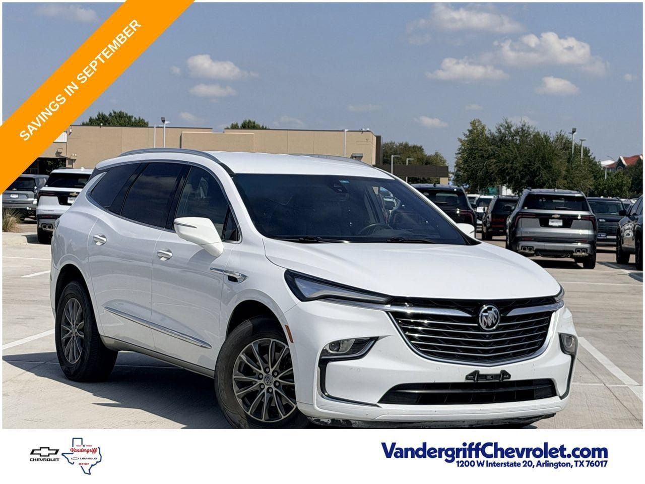 Used 2024 Buick Enclave Premium AWD/4WD image 2