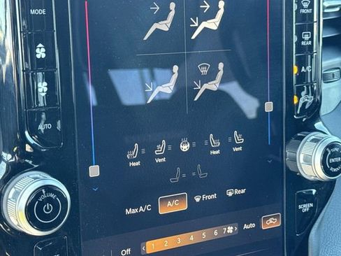 Used 2025 RAM 1500 Laramie image 21