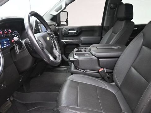 Used 2023 Chevrolet Silverado 2500 LTZ AWD/4WD image 16