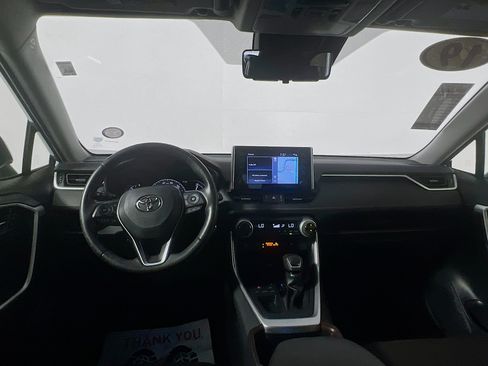 Used 2019 Toyota RAV4 Limited w/ Cold Weather Package FWD image 29