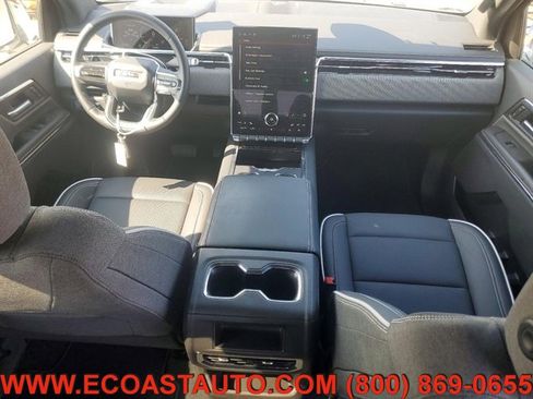Used 2026 GMC Sierra EV Elevation AWD/4WD image 9