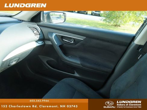 Used 2015 Nissan Altima 2.5 S w/ Sport Value Package FWD image 21