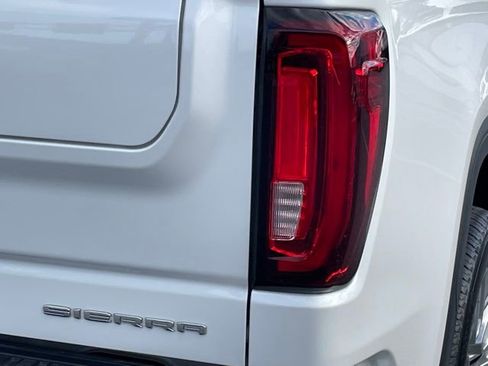 Certified 2020 GMC Sierra 1500 Denali w/ Denali Ultimate Package image 27
