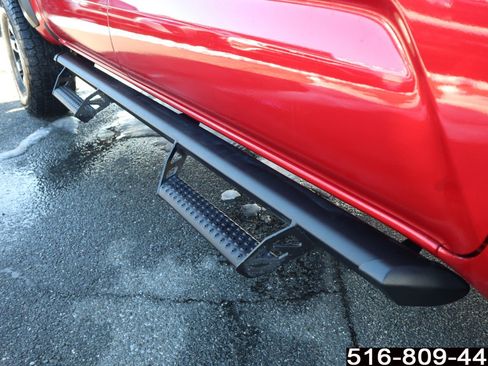 Used 2021 Toyota Tacoma TRD Off-Road image 9