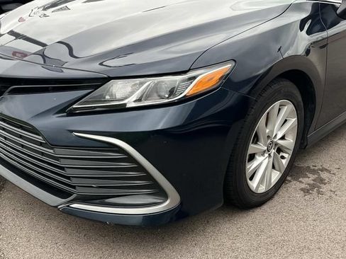 Used 2021 Toyota Camry LE FWD image 6