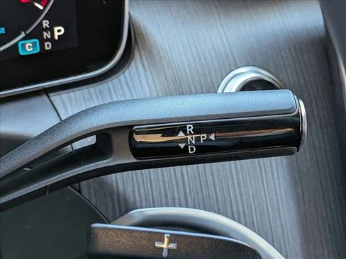 Certified 2025 Mercedes-Benz C 300 Sedan image 11