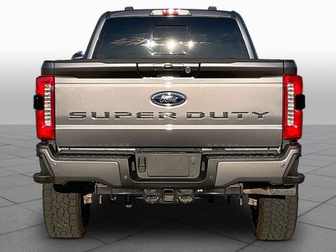Used 2023 Ford F250 Lariat w/ Lariat Ultimate Package AWD/4WD image 4