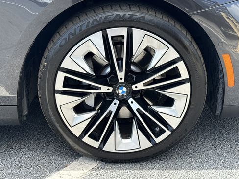 Used 2024 BMW 530i w/ M Sport Package image 13