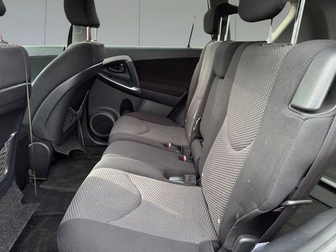 Used 2007 Toyota RAV4 Sport image 10