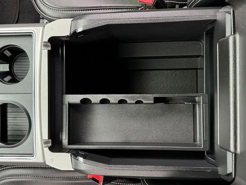 Used 2021 Ford F250 Lariat w/ Lariat Value Package image 25