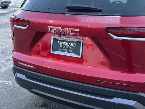 New 2026 GMC Terrain Elevation w/ Elevation Premium Package image 13