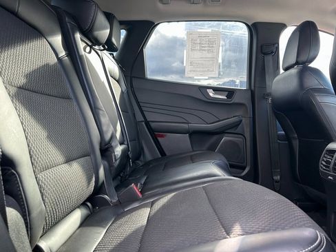 Used 2023 Ford Escape SE w/ Class II Trailer Tow Package image 33