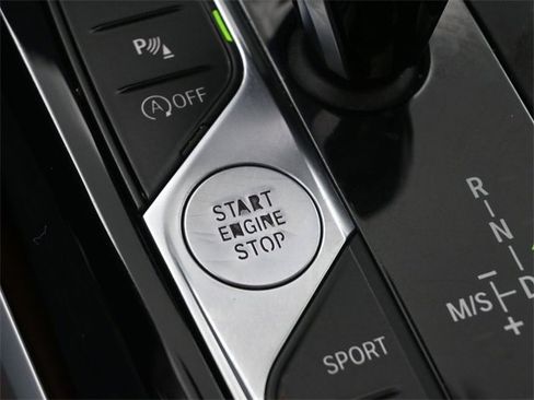 Used 2019 BMW 330i 330i w/ Driving Assistance Package image 7