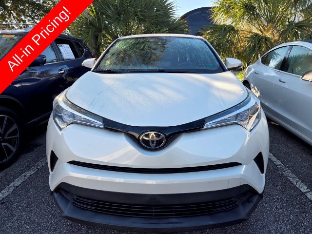 Used 2019 Toyota C-HR LE FWD image 2