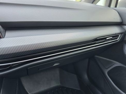 Used 2024 Volkswagen Golf R AWD/4WD image 48