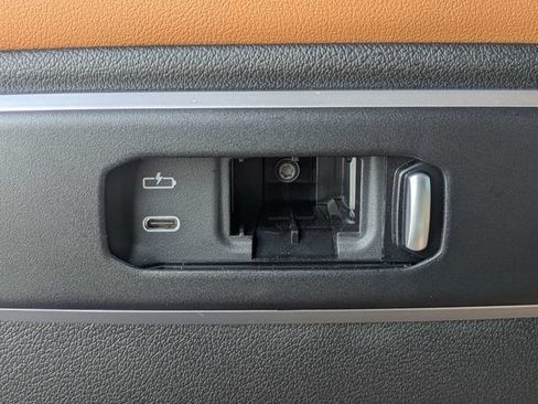 Used 2024 BMW X5 sDrive40i w/ Parking Assistance Package RWD image 15