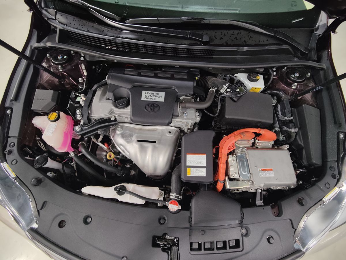Used 2015 Toyota Avalon Limited FWD image 4