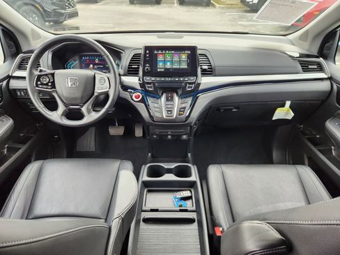 Certified 2022 Honda Odyssey Touring image 8