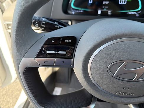 New 2026 Hyundai Elantra Blue image 24