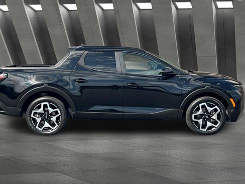 Used 2022 Hyundai Santa Cruz Limited image 3