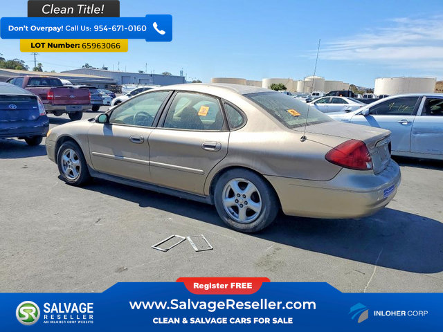 Used 2003 Ford Taurus SE FWD image 3