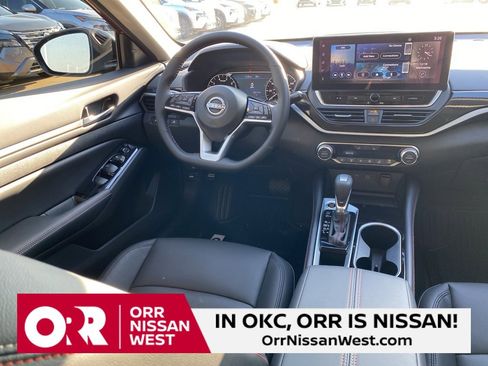 New 2025 Nissan Altima 2.5 SR w/ SR Premium Package image 21