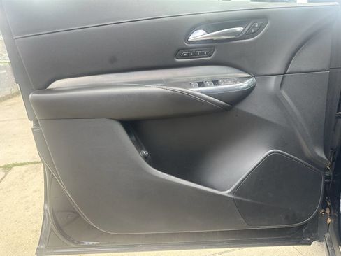 Used 2019 Cadillac XT4 Premium Luxury image 10